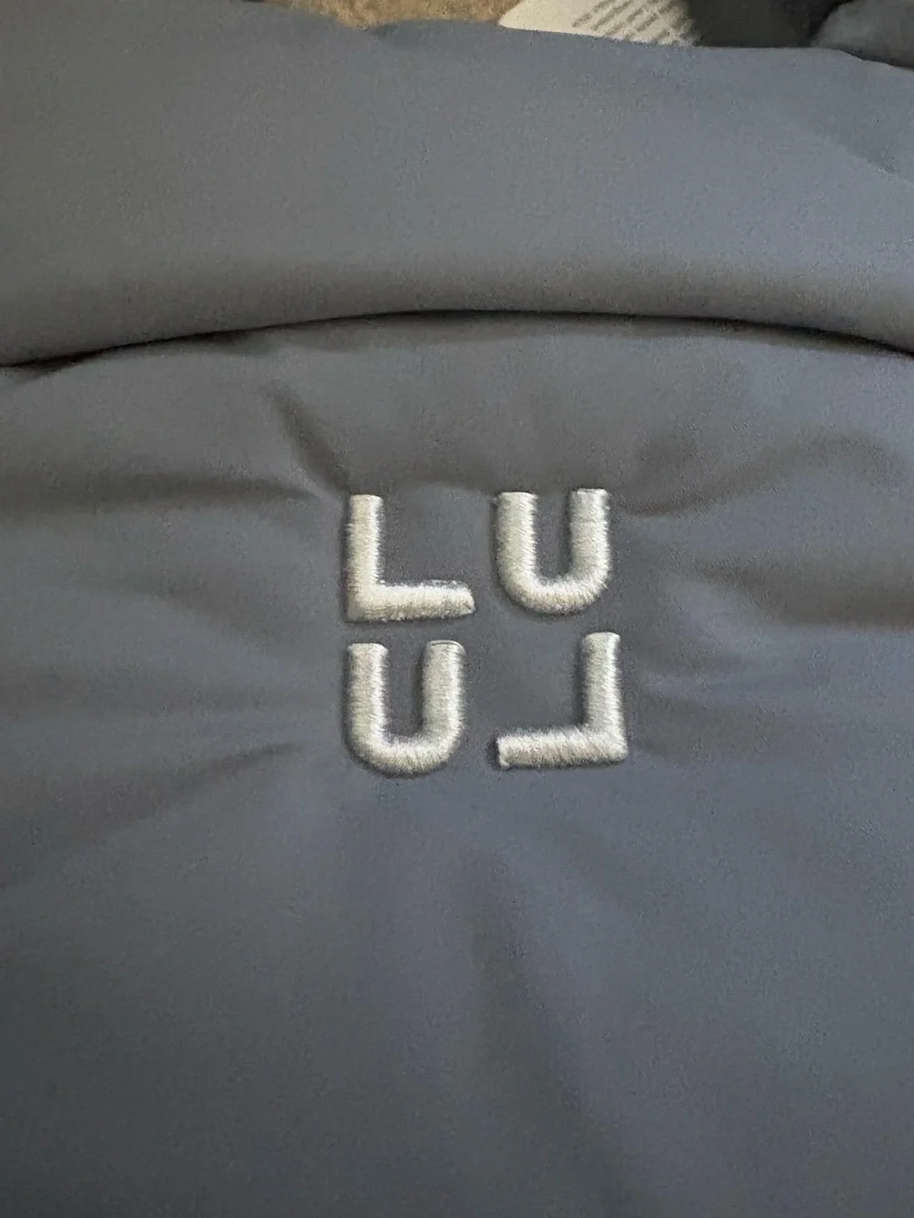 Lululemon. on my level tote small puffy 3L NWT SOGM